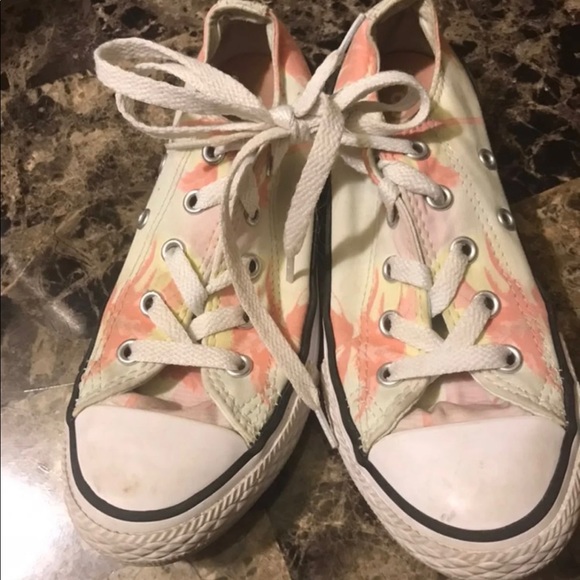 Converse girls tie dye sneakers size 13